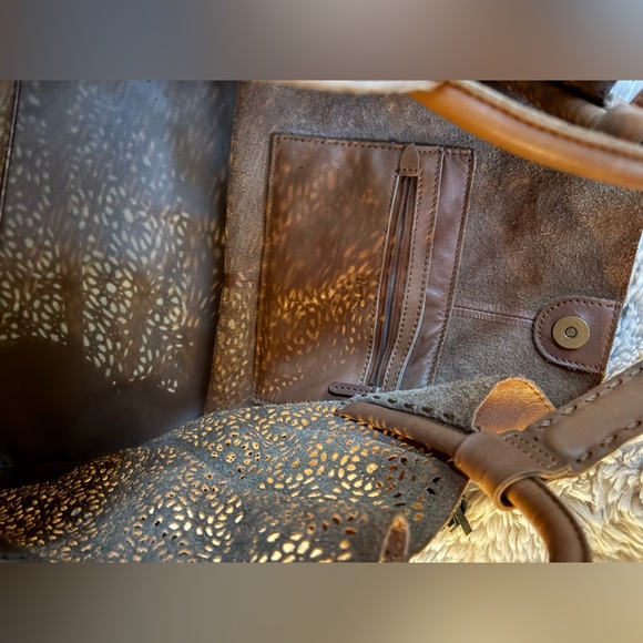 The Sak Lt Brown Moroccan Trim Los Feliz Leather Purse Large Hobo Tote Bag - Picture 5 of 7